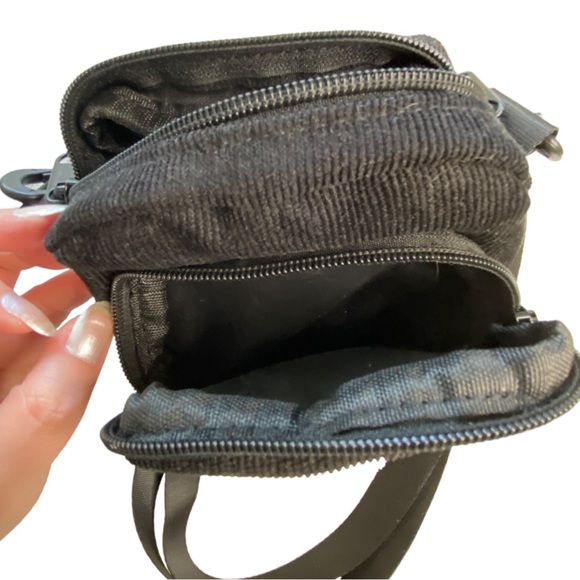 💔 CORDUROY SMALL SIDE BAG WITH HEART DETAIL | Black 💔 - Picture 3 of 3